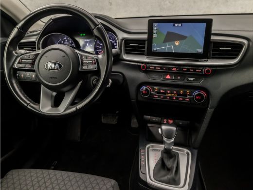 Kia Ceed Sportswagon 1.4 T-GDi DynamicLine 141Pk Automaat (APPLE CARPLAY, GROOT NAVI, CAMERA, TREKHAAK, SPORTSTOELEN, ... ActivLease financial lease