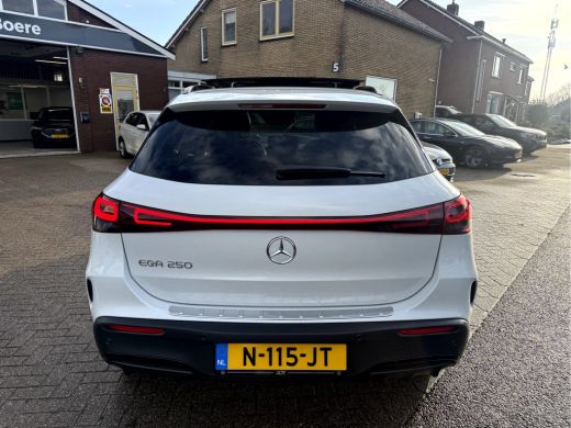 Mercedes-Benz EQA 250 Business Solution AMG 67 kWh SOH 96.3%, Panoramadak, 360 camera ActivLease financial lease