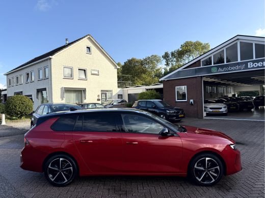 Opel Astra Sports Tourer 1.2 130pk Level 4 17''Lmv, Trekhaak, Camera, App Connect ActivLease financial lease