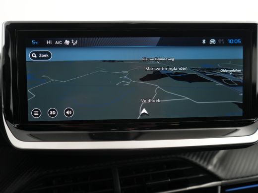 Peugeot 208 GT | Armsteunen op de voorportieren bekleed met kunstleder met groen sierstiksel (GT-Line) | Clim... ActivLease financial lease