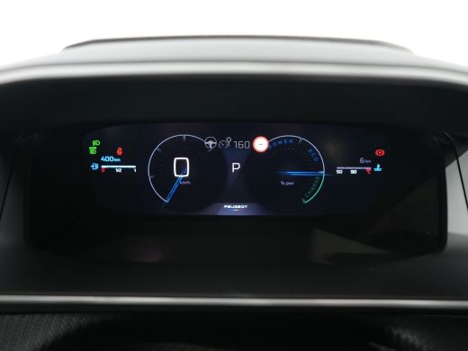 Peugeot 208 GT | Armsteunen op de voorportieren bekleed met kunstleder met groen sierstiksel (GT-Line) | Clim... ActivLease financial lease