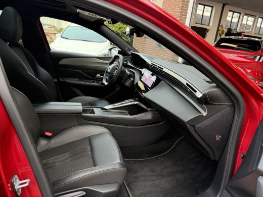 Peugeot 308 1.6 HYbrid 180 GT Pack Business Vol Opties!! ActivLease financial lease