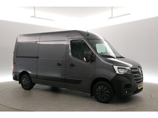Renault Master T35 2.3 dCi 180PK L2H2 | Airco | Camera | Cruise | 3-Zits | Trekh. | Navi | Carplay | Parkeersens. ActivLease financial lease