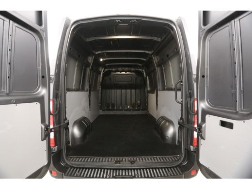 Renault Master T35 2.3 dCi 180PK L2H2 | Airco | Camera | Cruise | 3-Zits | Trekh. | Navi | Carplay | Parkeersens. ActivLease financial lease