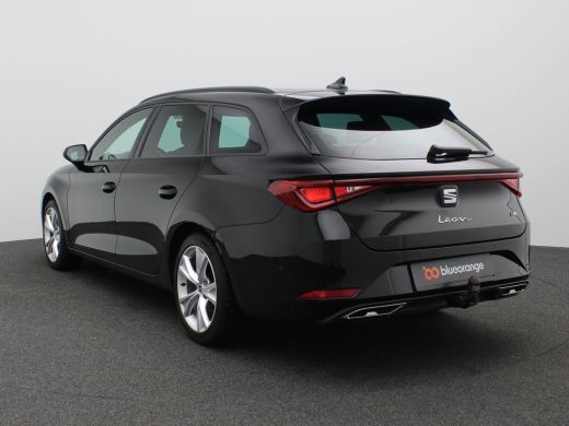 Seat Leon Sportstourer 1.5 TSI FR Business Intense 130PK Trekhaak, 17" LM Velgen, Cruise Controle, PDC Voor... ActivLease financial lease