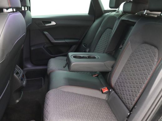 Seat Leon Sportstourer 1.5 TSI FR Business Intense 130PK Trekhaak, 17" LM Velgen, Cruise Controle, PDC Voor... ActivLease financial lease