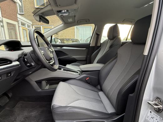 Skoda Enyaq iV 60 SOH 96,4%,Navi, Camera, Android/Carplay, 19''Lmv ActivLease financial lease