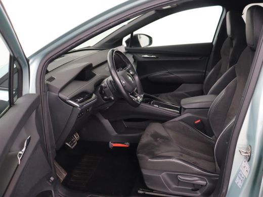 Skoda Enyaq iV 80 Sportline | Panoramadak | Head-Up | Stoelverwarming | Adaptive cruise | 360 Camera | Leder/Alc... ActivLease financial lease