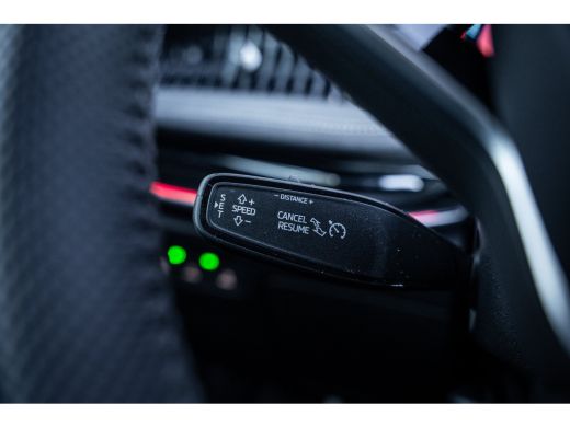 Skoda Superb Combi Sportline Business | Achteruitrijcamera | Climatronic, elektronische airconditioning met 3 ... ActivLease financial lease