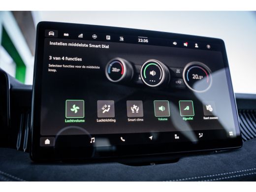 Skoda Superb Combi Sportline Business | Achteruitrijcamera | Climatronic, elektronische airconditioning met 3 ... ActivLease financial lease