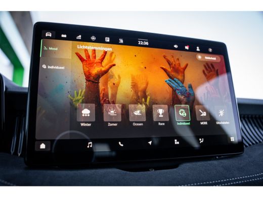 Skoda Superb Combi Sportline Business | Achteruitrijcamera | Climatronic, elektronische airconditioning met 3 ... ActivLease financial lease