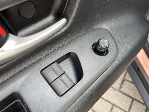 Toyota Aygo Hybrid 115 envy | Uit voorraad leverbaar | &euro; 500 extra inruilwaarde | ActivLease financial lease