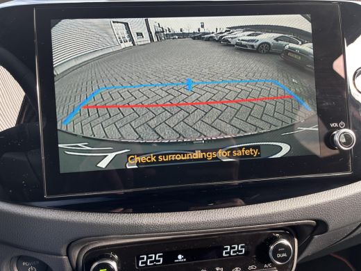 Toyota Aygo Hybrid 115 envy | Uit voorraad leverbaar | &euro; 500 extra inruilwaarde | ActivLease financial lease