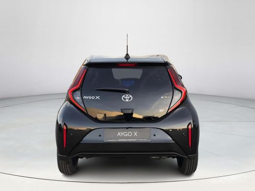 Toyota Aygo Hybrid 115 GR Sport ActivLease financial lease