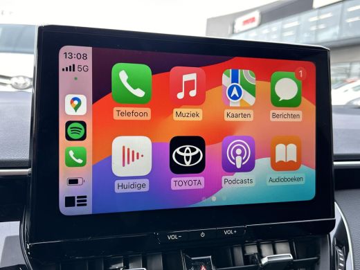 Toyota Corolla Touring Sports Hybrid 140 Dynamic **STOELVERWARMING/ KEYLESS/ PARKEERSENSOREN/ GARANTIE** ActivLease financial lease