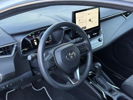 Toyota Corolla Touring Sports Hybrid 140 Dynamic **STOELVERWARMING/ KEYLESS/ PARKEERSENSOREN/ GARANTIE** ActivLease financial lease