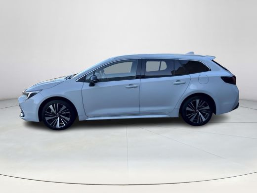 Toyota Corolla Touring Sports Hybrid 140 Dynamic **STOELVERWARMING/ KEYLESS/ PARKEERSENSOREN/ GARANTIE** ActivLease financial lease