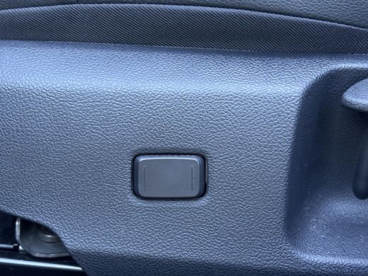 Toyota Corolla Touring Sports Hybrid 140 Dynamic **STOELVERWARMING/ KEYLESS/ PARKEERSENSOREN/ GARANTIE** ActivLease financial lease