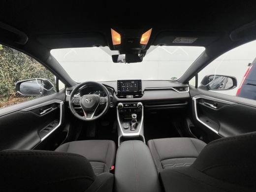 Toyota RAV4 2.5 Plug-in Hybrid AWD Bi-Tone | Navi | LED | Camera | CarPlay | ACC | HUD | 19 inch ActivLease financial lease