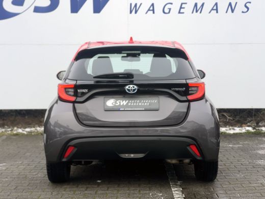 Toyota Yaris 1.5 Hybrid Dynamic | ACC | Dodehoek | LED | Carplay | Camera | PDC ActivLease financial lease
