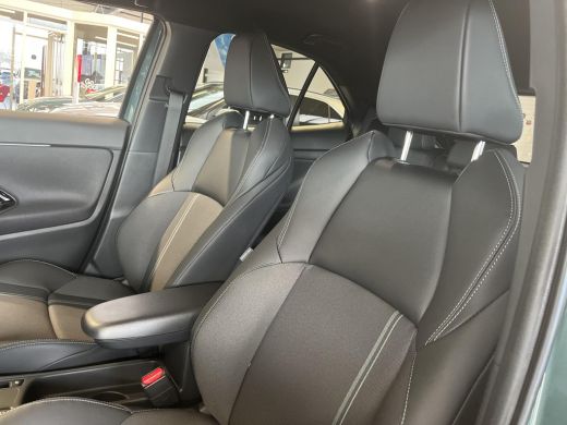 Toyota Yaris Cross 1.5 Hybrid 130 Executive | Uit voorraad leverbaar | &euro; 2.000 extra inruilwaarde | ActivLease financial lease