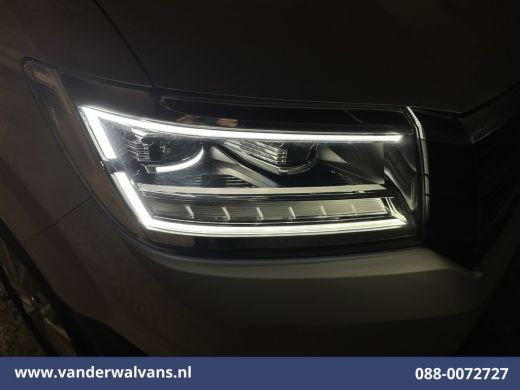 Volkswagen Crafter 2.0 TDI 141pk L3H3 L2H2 Euro6 Airco | Navigatie | Camera | LED | Apple Carplay | Adaptieve Cruise... ActivLease financial lease