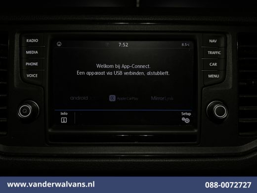 Volkswagen Crafter 2.0 TDI 141pk L3H3 L2H2 Euro6 Airco | Navigatie | Camera | LED | Apple Carplay | Adaptieve Cruise... ActivLease financial lease