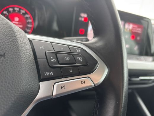 Volkswagen Golf 1.5 TSI Life | Stuur Verwarming | Sfeer Verlichting | Adaptive Cruise | Lane Assist ActivLease financial lease