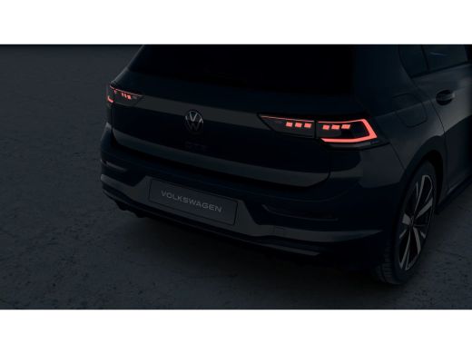Volkswagen Golf GTE | 'App-Connect' draadloze smartphone integratie | Achterbank in ongelijke delen neerklapbaar ... ActivLease financial lease