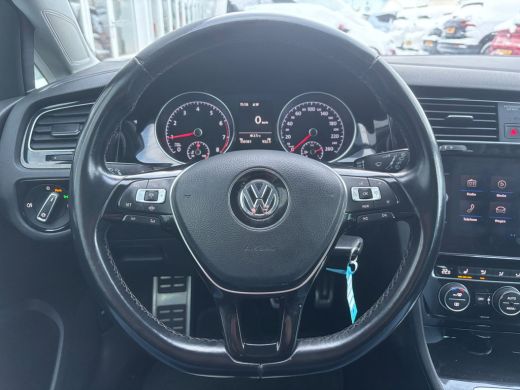 Volkswagen Golf Variant Variant 1.0 TSI Highline | Stoelverwarming | Parkeer Sensoren | Adaptive Cruise ActivLease financial lease