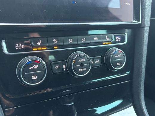 Volkswagen Golf Variant Variant 1.0 TSI Highline | Stoelverwarming | Parkeer Sensoren | Adaptive Cruise ActivLease financial lease