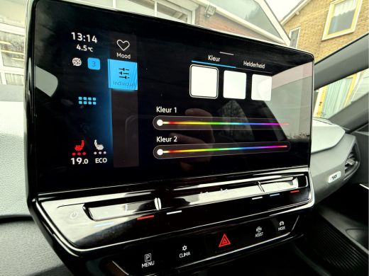 Volkswagen ID.3 First Plus 58 kWh SOH 90.7%, Camera, Trekhaak, 19''Lmv ActivLease financial lease