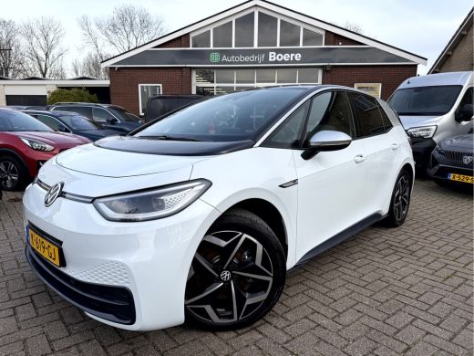Volkswagen ID.3 First Plus 58 kWh SOH 92.8%, Camera, Trekhaak, 19''Lmv