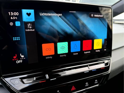 Volkswagen ID.3 First Plus 58 kWh SOH 92.8%, Camera, Trekhaak, 19''Lmv ActivLease financial lease