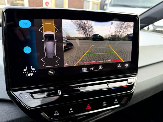 Volkswagen ID.3 First Plus 58 kWh SOH 92.8%, Camera, Trekhaak, 19''Lmv ActivLease financial lease