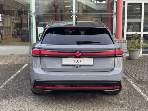Volkswagen ID.7 Pro Limited Edition 77kWh 286pk | 20" LM velgen | Matrix LED | Head-up display ActivLease financial lease