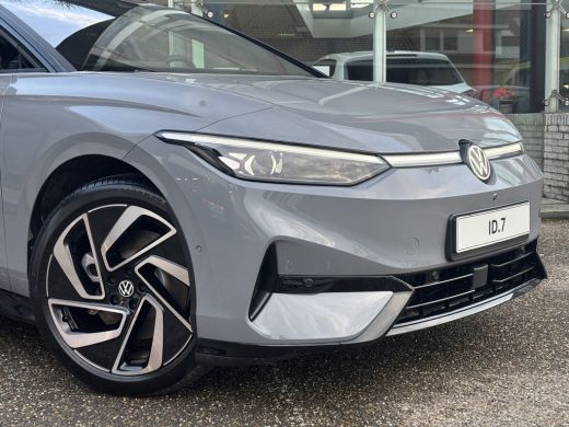 Volkswagen ID.7 Pro Limited Edition 77kWh 286pk | 20" LM velgen | Matrix LED | Head-up display ActivLease financial lease