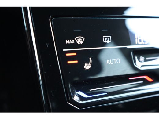 Volkswagen T-Cross 1.0 TSI Life Edition 115PK | Achteruitrijcamera | Hill hold functie | Keyless entry/start ActivLease financial lease