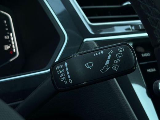 Volkswagen Tiguan 1.5 TSI 150 pk Elegance 7-DSG | Trekhaak | Achteruitrijcamera | Elektrische a-klep | ActivLease financial lease