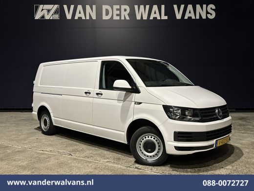 Volkswagen Transporter 2.0 TDI L2H1 Euro6 Airco | Camera | Apple Carplay | Trekhaak | Cruisecontrol Android Auto, Bijrij...