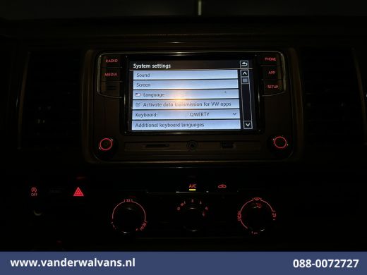 Volkswagen Transporter 2.0 TDI L2H1 Euro6 Airco | Camera | Apple Carplay | Trekhaak | Cruisecontrol Android Auto, Bijrij... ActivLease financial lease
