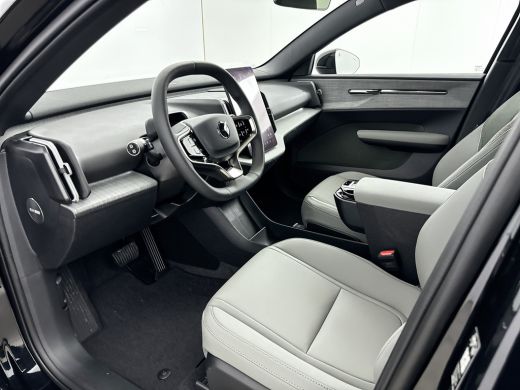 Volvo  EX30 Single Motor Extended Range 69kWh Plus Europa | 20" | Pine Interieur | Getint Glas | Stoel/Stuurv... ActivLease financial lease