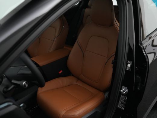 Volvo  EX30 Single Extended Plus Europa 69 kWh Bruin Lederen Bekleding | 20" | Harman Kardon | Adaptive Cruis... ActivLease financial lease