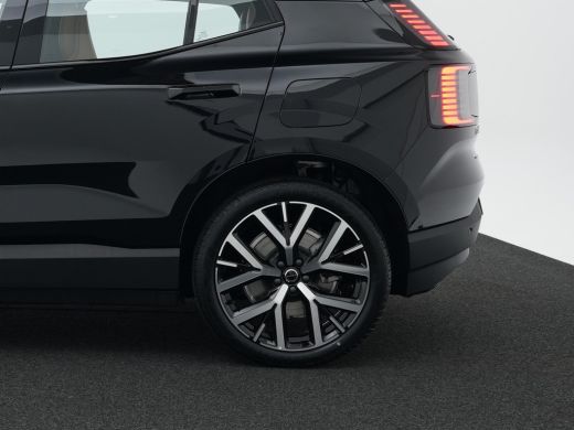 Volvo  EX30 Single Extended Plus Europa 69 kWh Bruin Lederen Bekleding | 20" | Harman Kardon | Adaptive Cruis... ActivLease financial lease