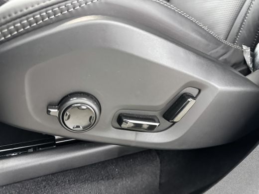 Volvo  XC90 T8 Recharge Ultra Bright | 22" | Luchtvering | Geventileerd Nappa | Stoelmassage | Trekhaak | Pan... ActivLease financial lease