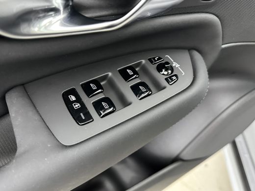 Volvo  XC90 T8 Recharge Ultra Bright | 22" | Luchtvering | Geventileerd Nappa | Stoelmassage | Trekhaak | Pan... ActivLease financial lease
