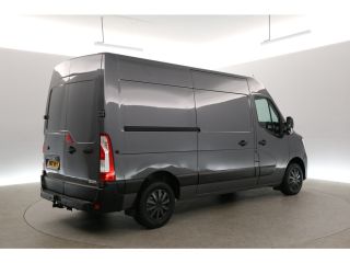 Renault Master T35 2.3 dCi 180PK L2H2 | Airco | Camera | Cruise | 3-Zits | Trekh. | Navi | Carplay | Parkeersens.
