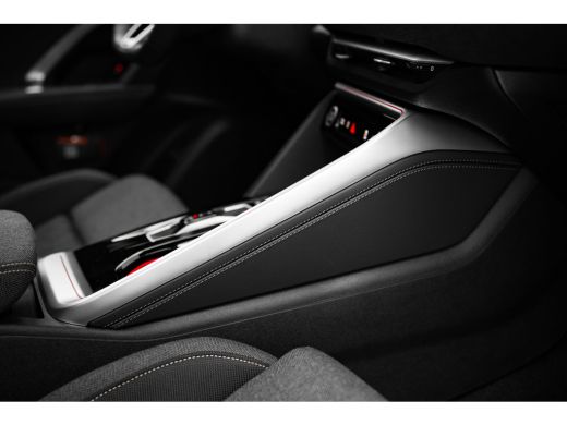 Audi Q5 Sportback 2.0 TFSI e-hybrid quattro S edition | Panoramadak | Luchtvering | Trekhaak | ActivLease financial lease