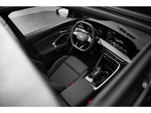 Audi Q5 Sportback 2.0 TFSI e-hybrid quattro S edition | Panoramadak | Luchtvering | Trekhaak | ActivLease financial lease