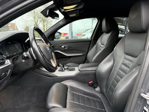 BMW 3 Serie Touring 320e Aut. Business Ed. Plus | Navi | Camera | Leder | Dravit Grau | ActivLease financial lease